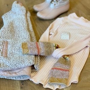 Free People mixed up cuff thermal top